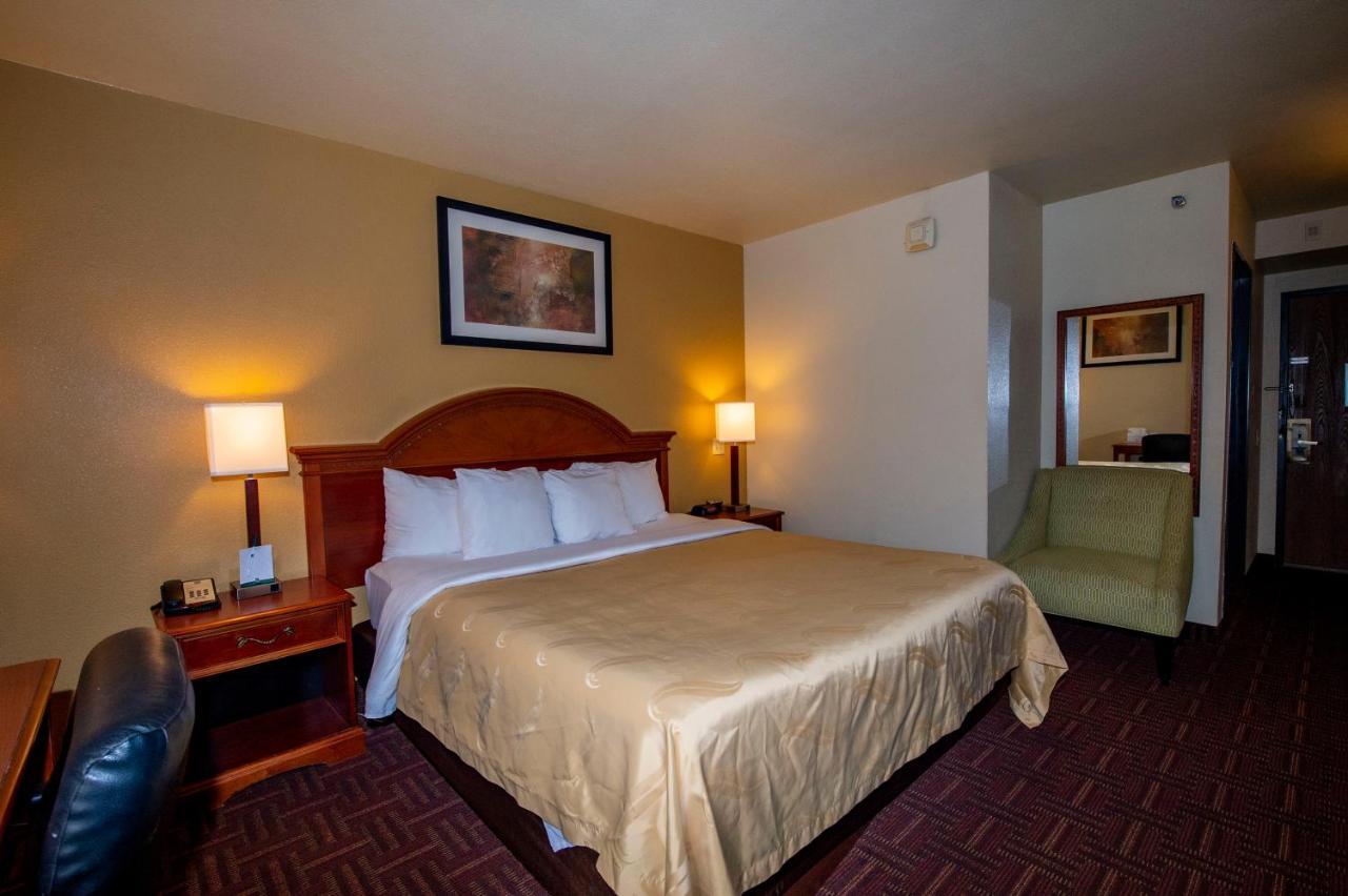 Quality Inn Colorado Springs South Zewnętrze zdjęcie