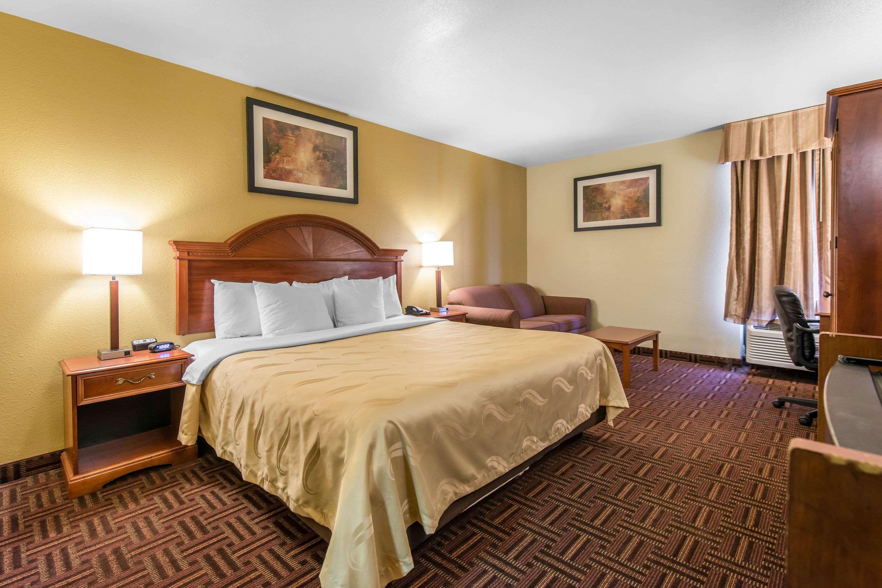 Quality Inn Colorado Springs South Zewnętrze zdjęcie