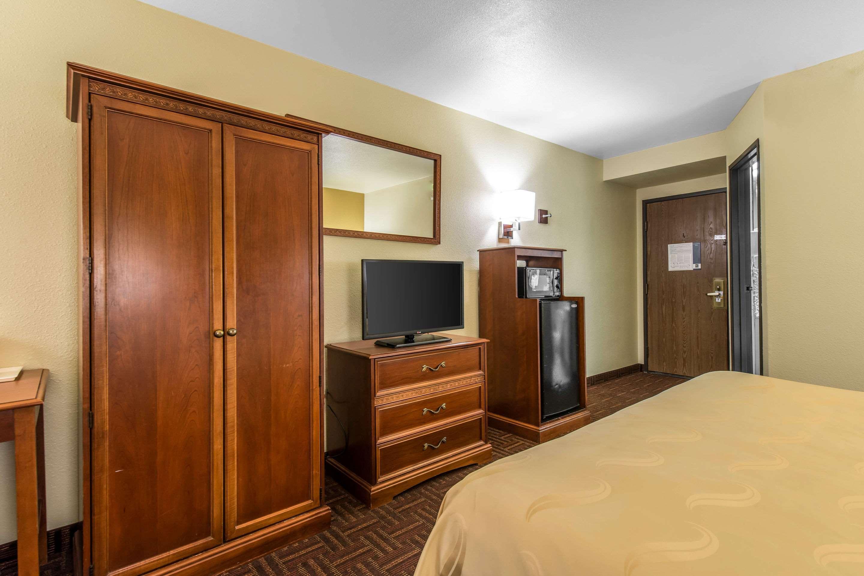 Quality Inn Colorado Springs South Zewnętrze zdjęcie